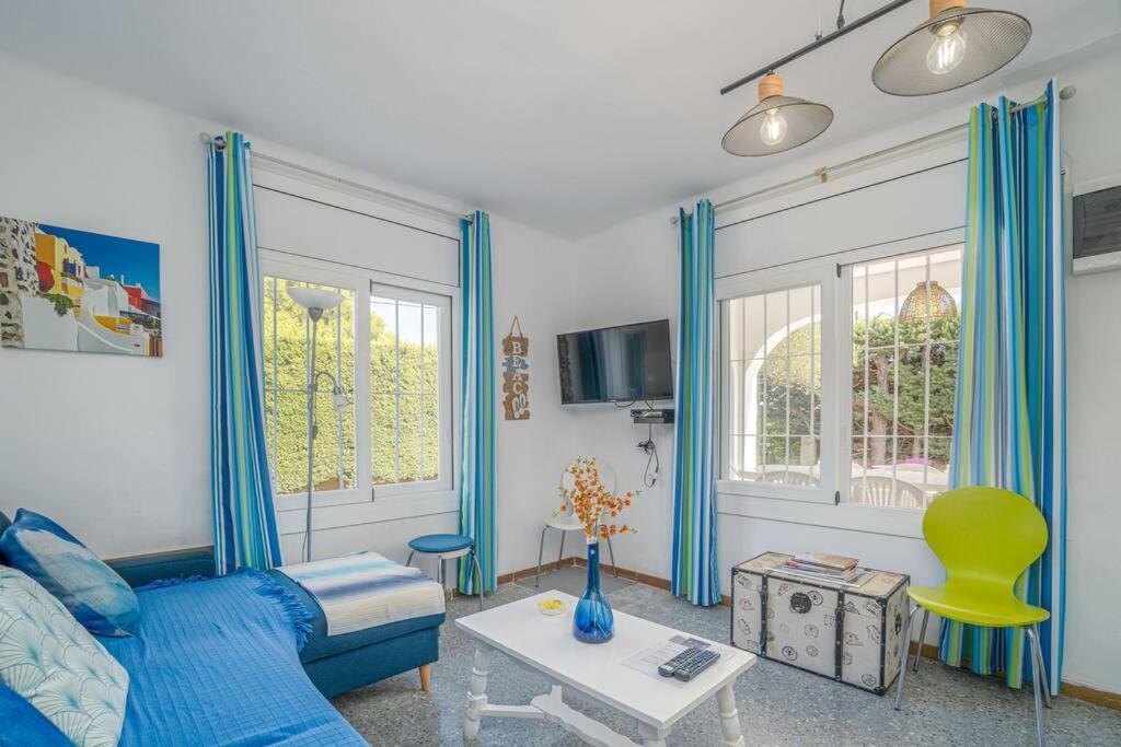 Mb1-House With Big Garden ,Swimming-Pool, & Barbacue In Roses Villa Dış mekan fotoğraf